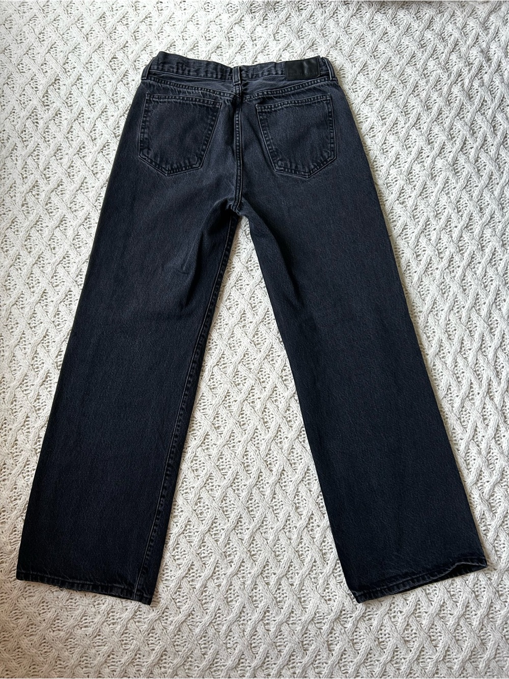 Denim Forum - The Farrah Lo-Rise Wide Jean - Picture 2 of 12